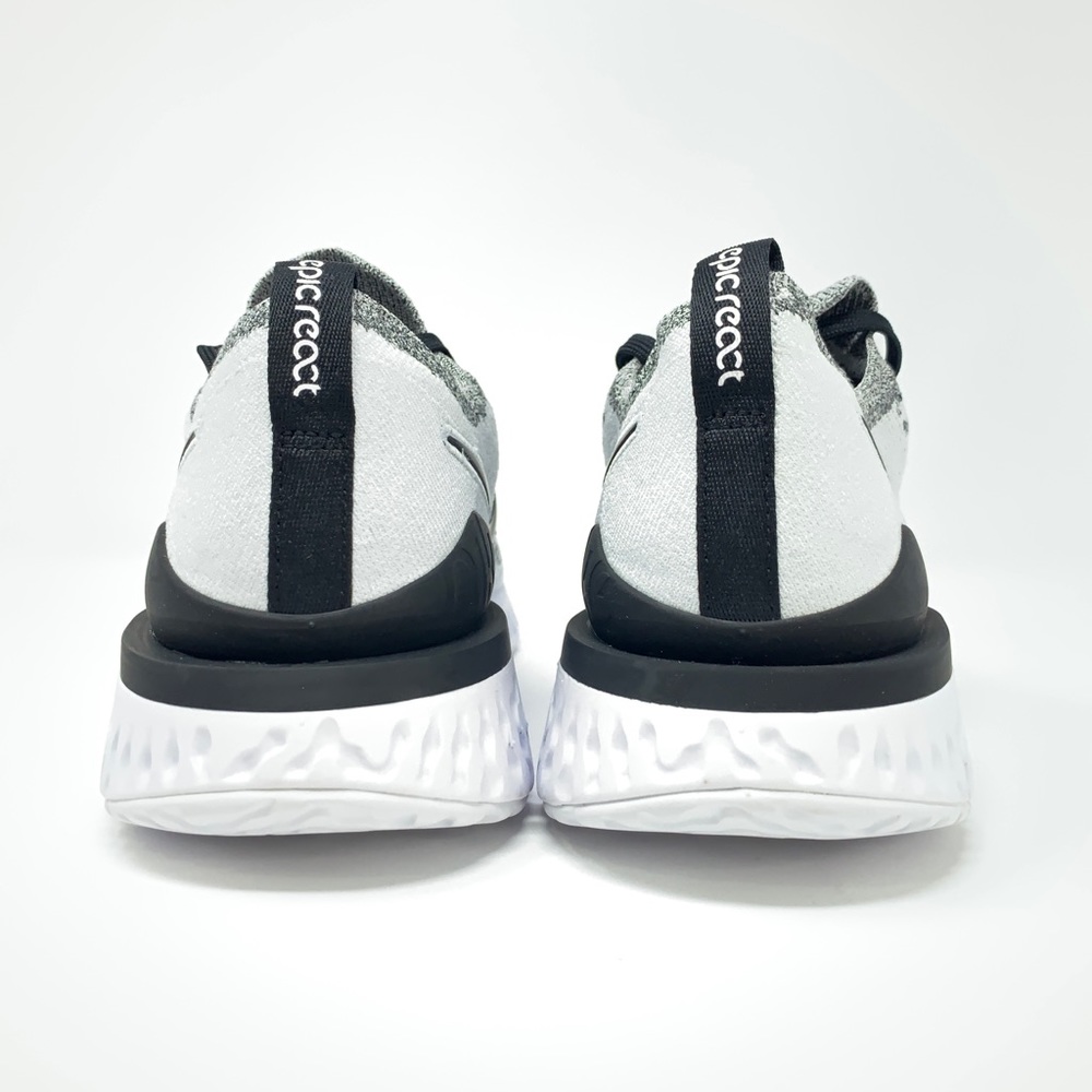 Nike Epic React Flyknit 2 'Oreo' Running Shoe - Picture 5 of 8